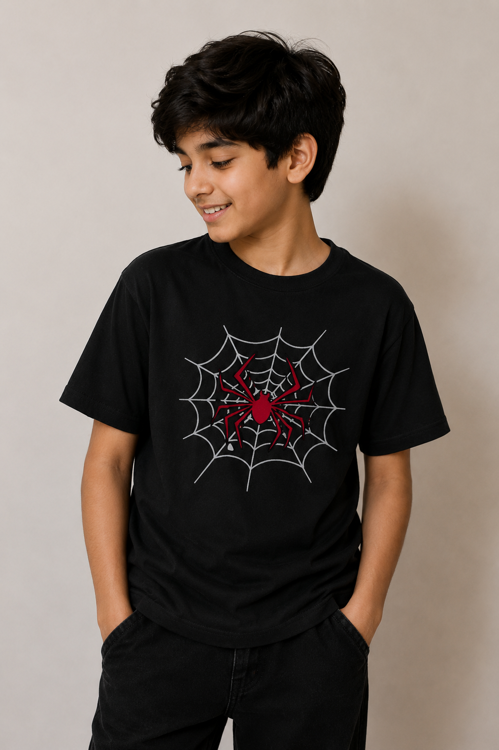 Spider Web Graphic Tee – Black
